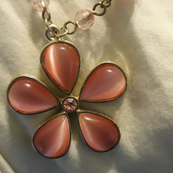 Necklace - Picture 2 of 2